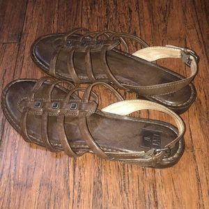 Frye Phillip Square Stud Sandals- Great Condition!